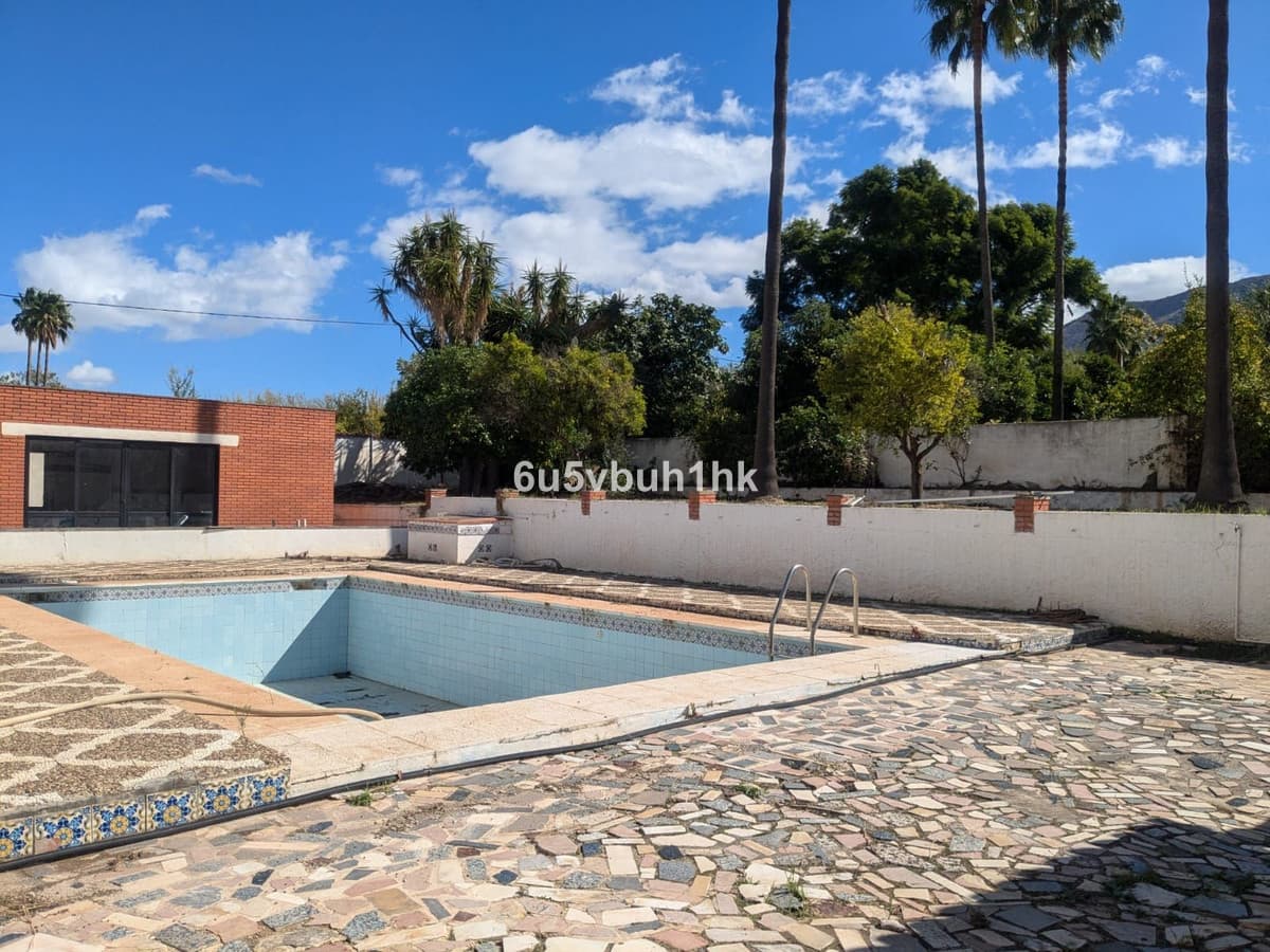 Detached Villa in Alhaurín el Grande — photo 9 of 10