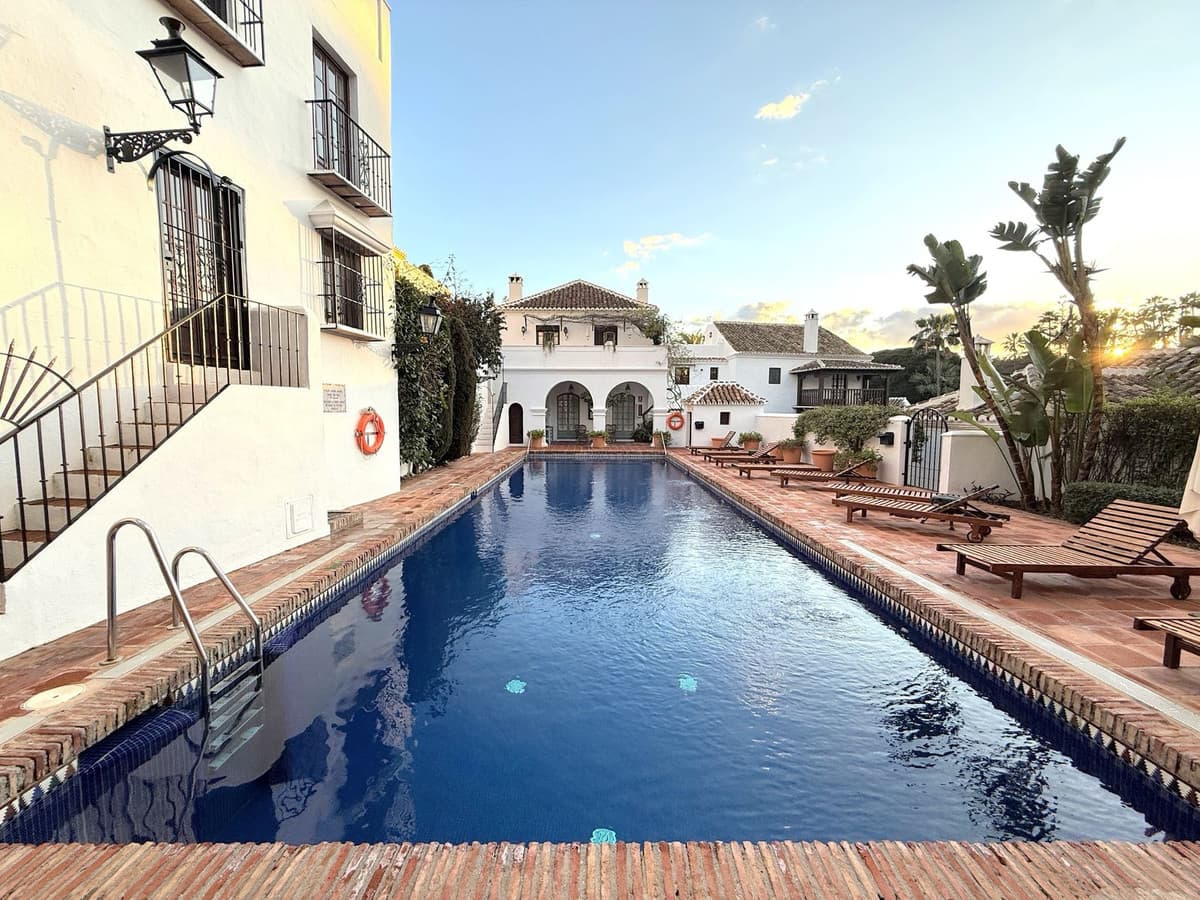 Semi-Detached House in Marbella — photo 10 of 10