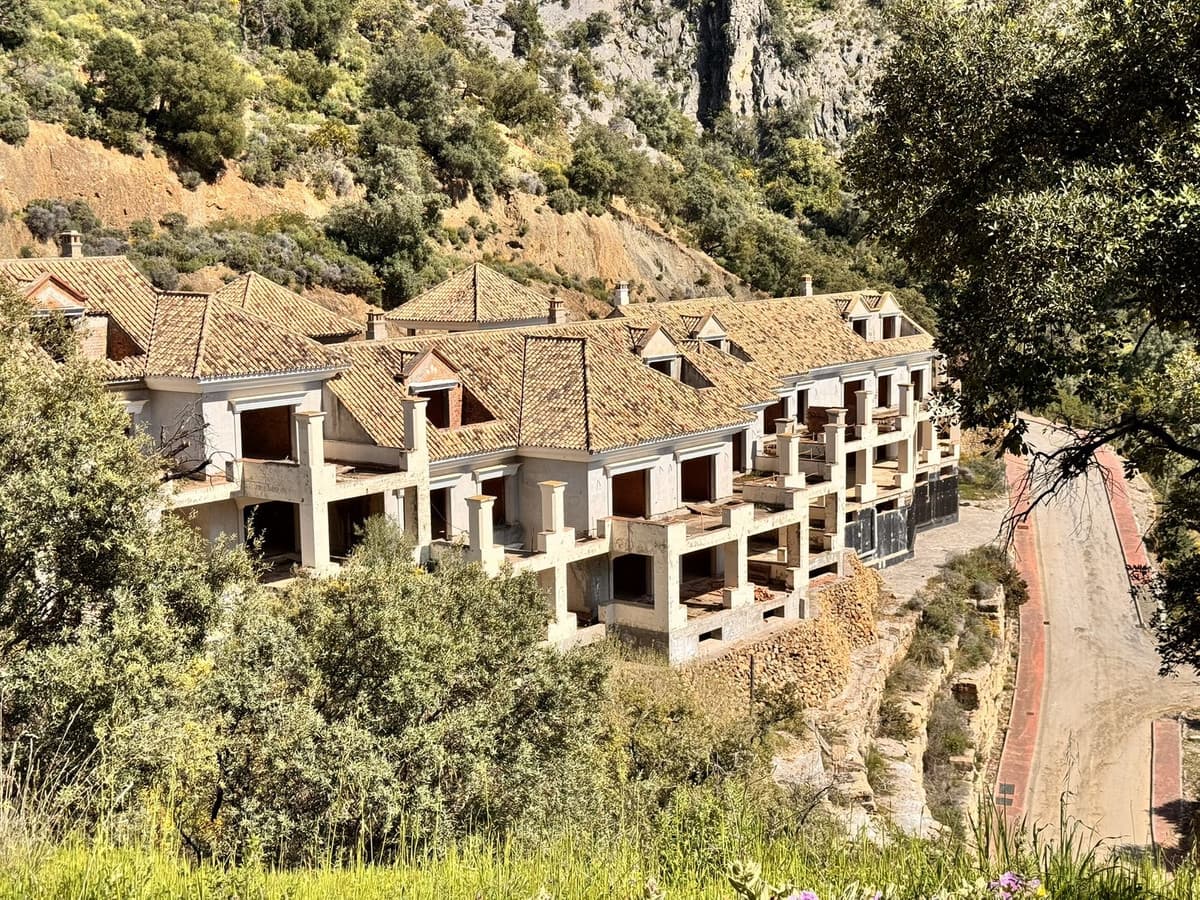 Residential Plot in Istán — photo 1 of 10