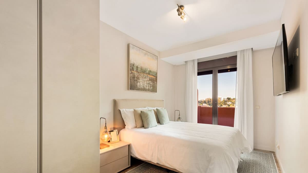 Top Floor Apartment in El Paraiso — photo 7 of 10