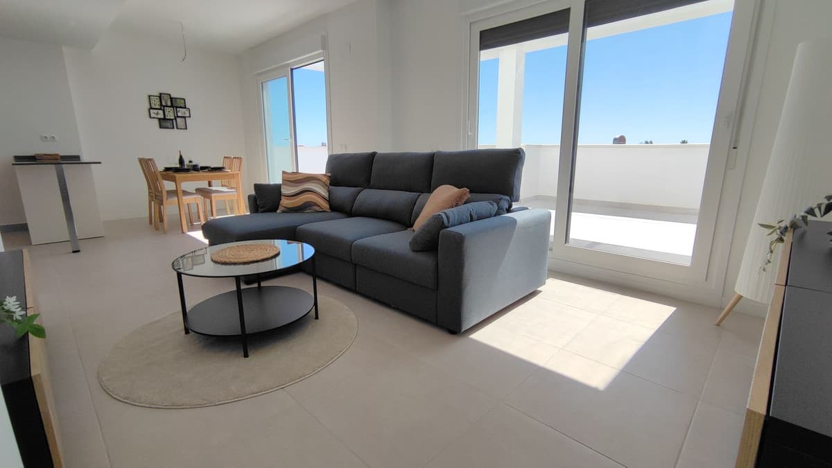 Penthouse in Estepona — photo 1 of 10