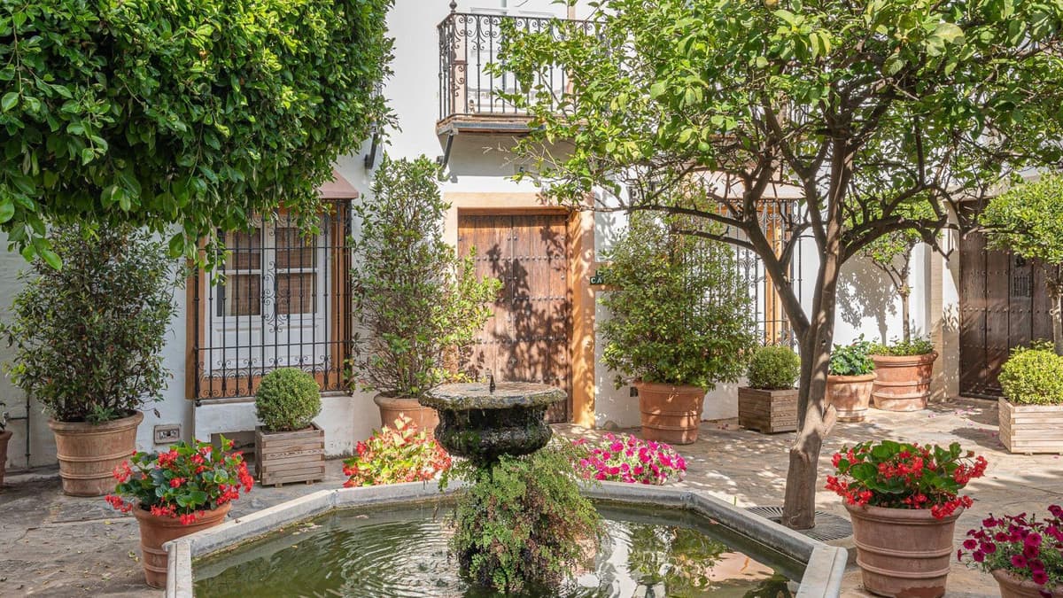 Townhouse in The Golden Mile — photo 10 of 10