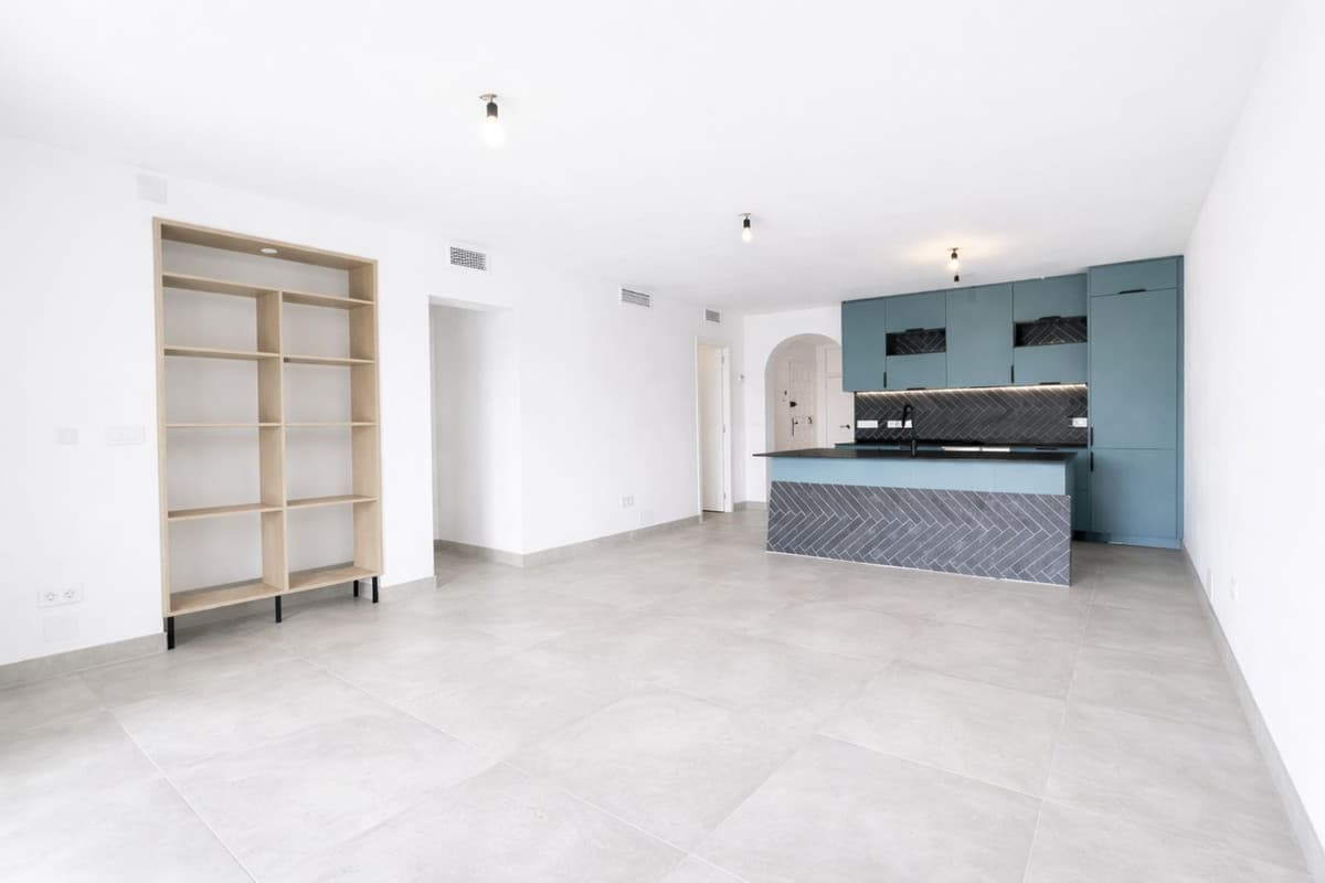 Ground Floor Apartment in Nueva Andalucía — photo 7 of 10