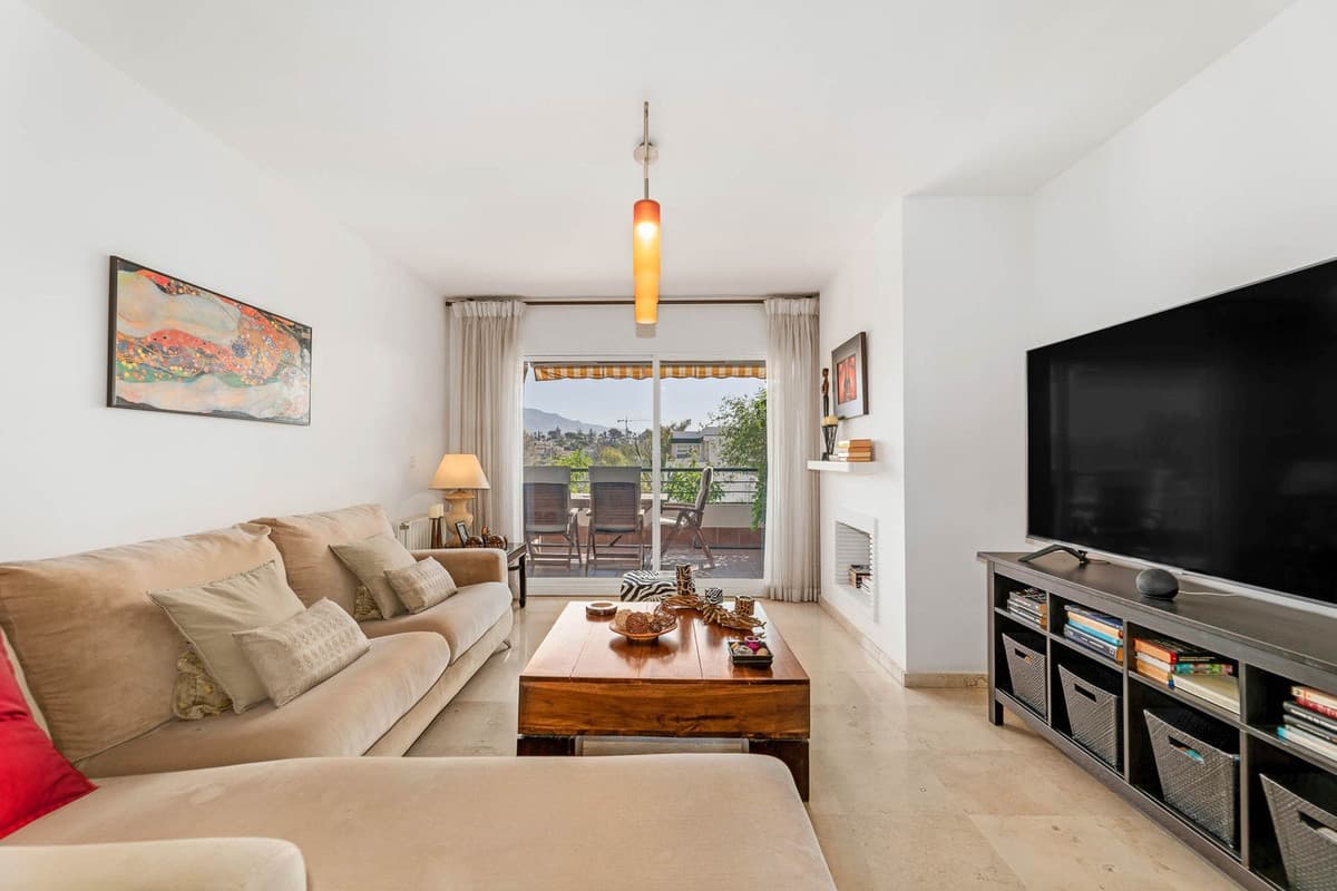 Penthouse Duplex in Guadalmina Alta — photo 4 of 10