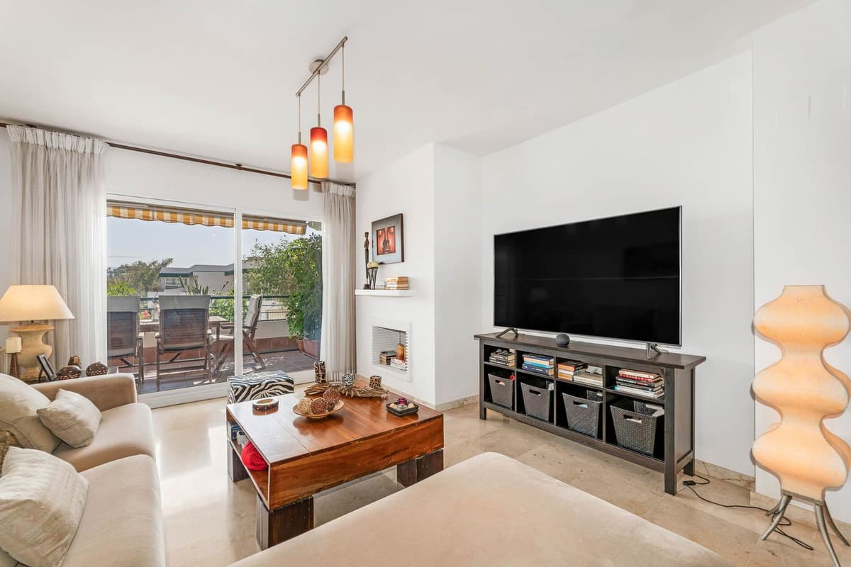 Penthouse Duplex in Guadalmina Alta — photo 5 of 10