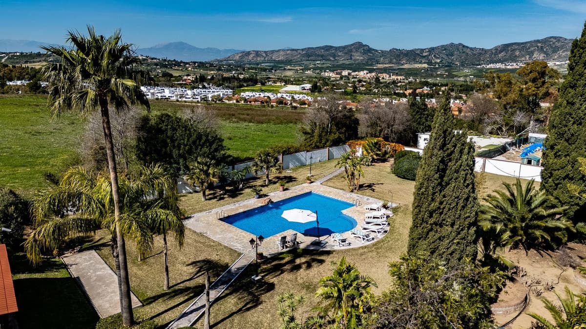 Detached Villa in Alhaurín de la Torre — photo 7 of 10