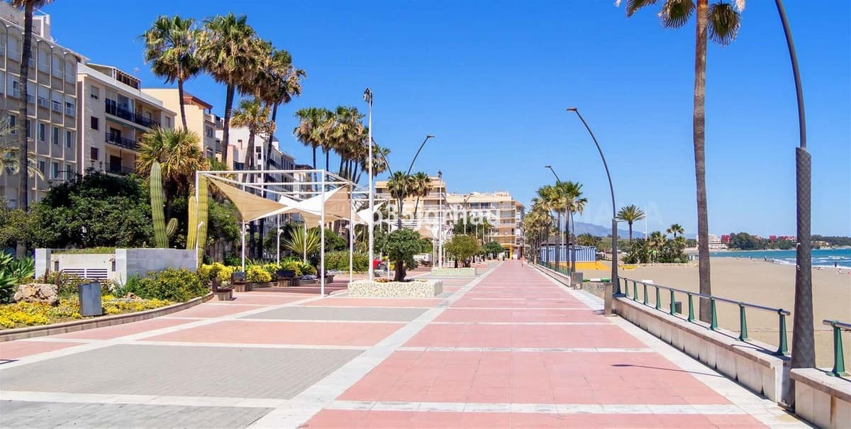 Penthouse in Estepona — photo 9 of 10