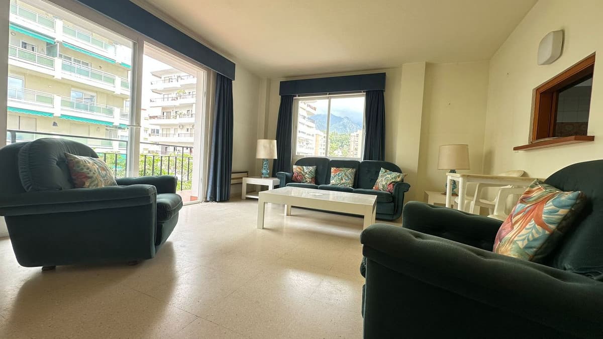 Middle Floor Apartment in Marbella — photo 9 of 10