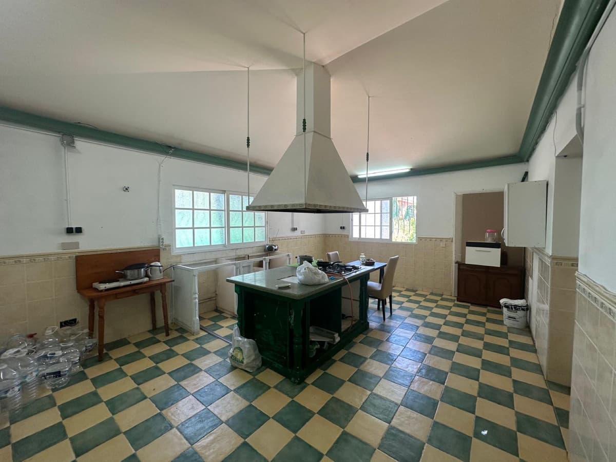 Detached Villa in Nueva Andalucía — photo 5 of 10