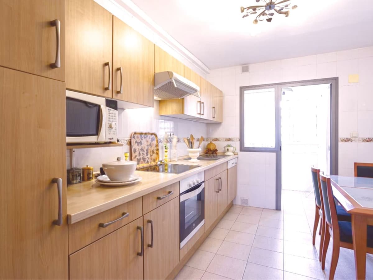 Middle Floor Apartment in Fuengirola — photo 8 of 10