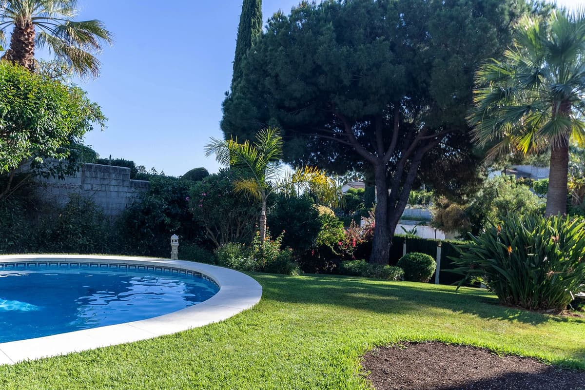 Detached Villa in Marbella — photo 4 of 10