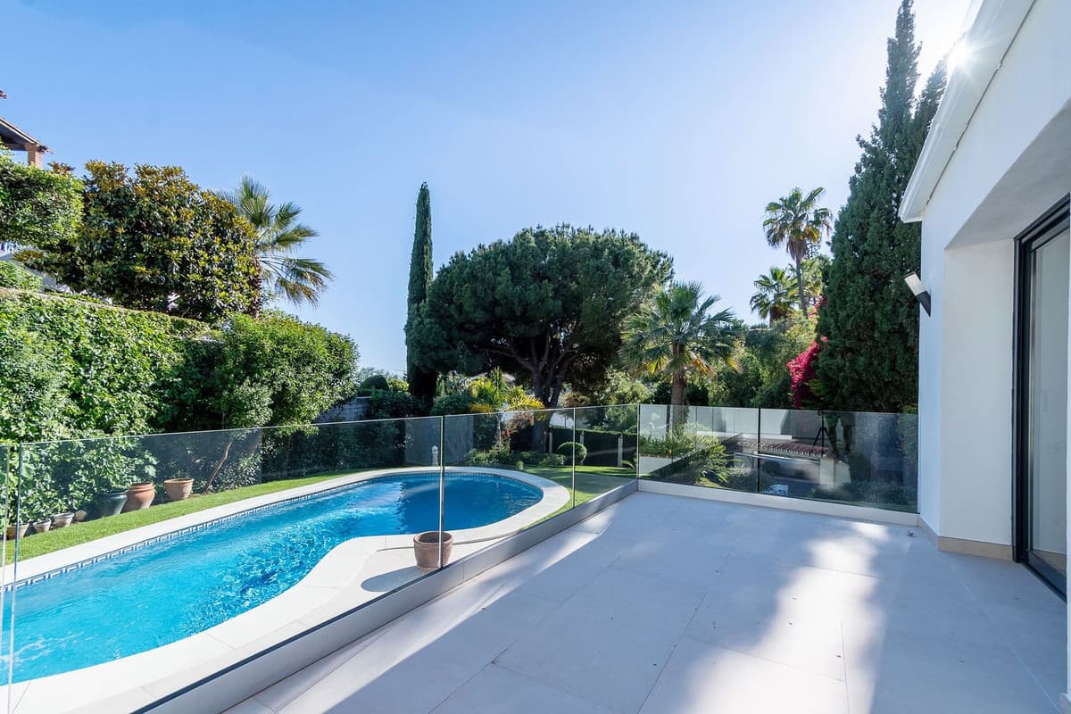 Detached Villa in Marbella — photo 9 of 10