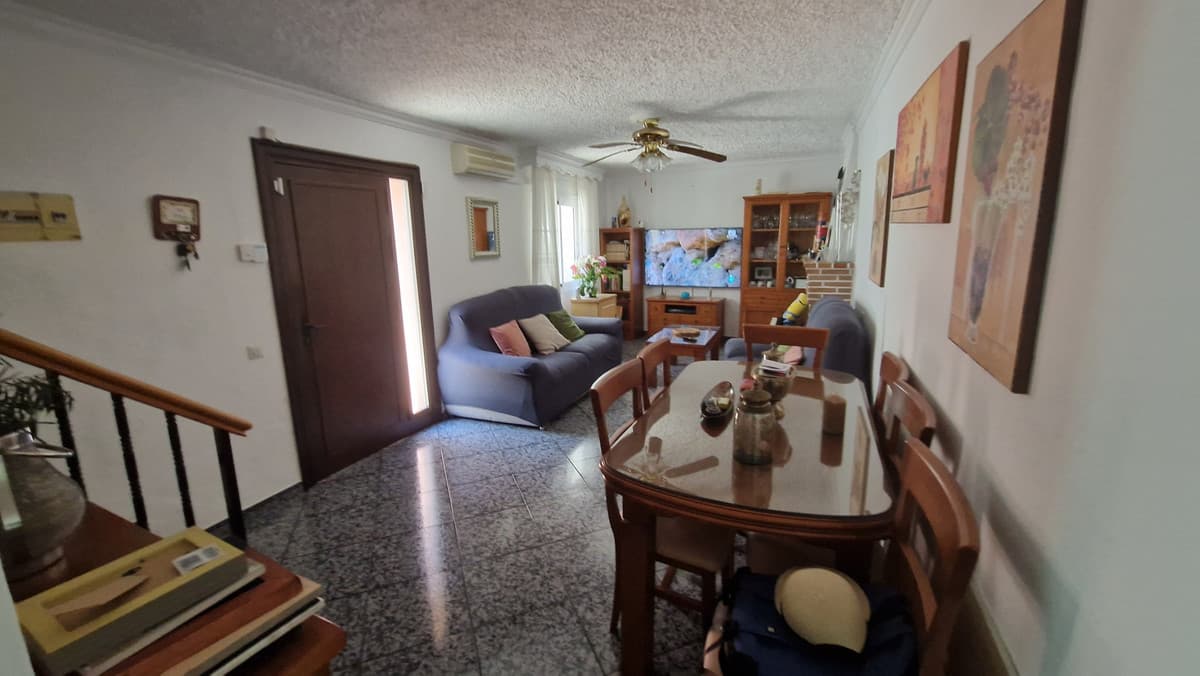 Townhouse in Estepona — photo 3 of 10