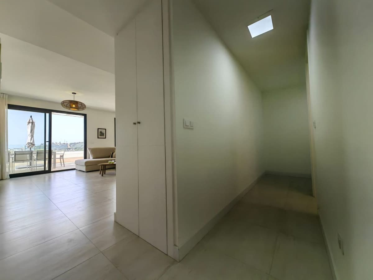 Penthouse Duplex in Estepona — photo 7 of 10