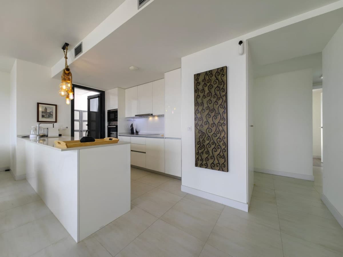 Penthouse Duplex in Estepona — photo 9 of 10