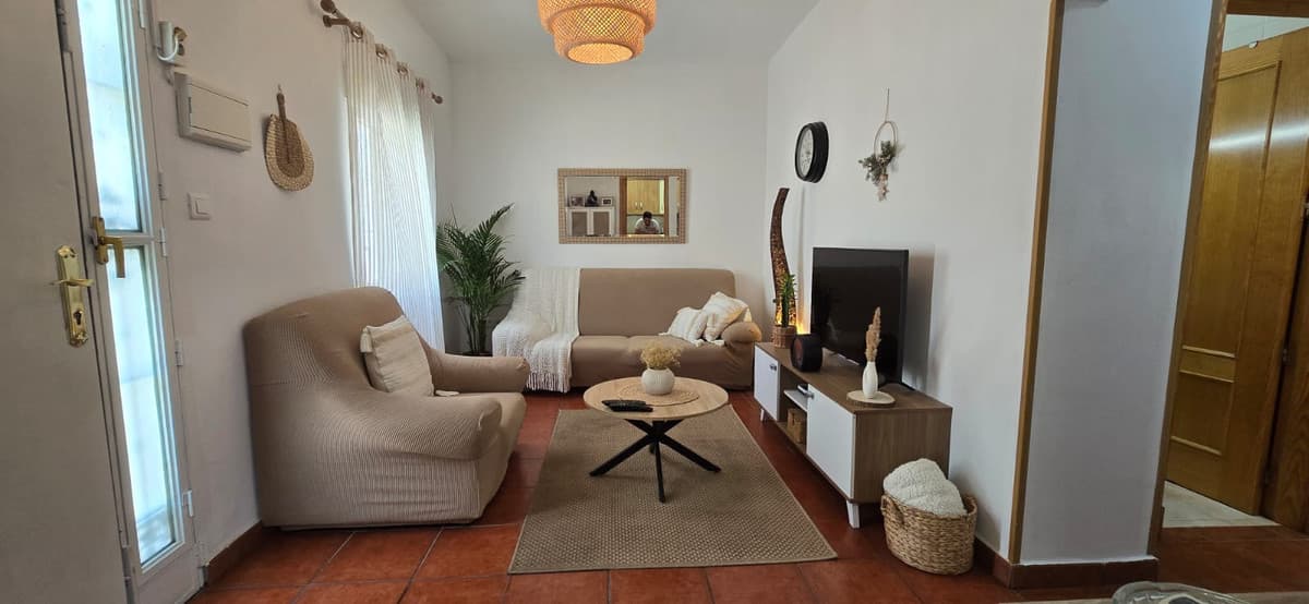 Detached Villa in Torremolinos Centro — photo 3 of 10
