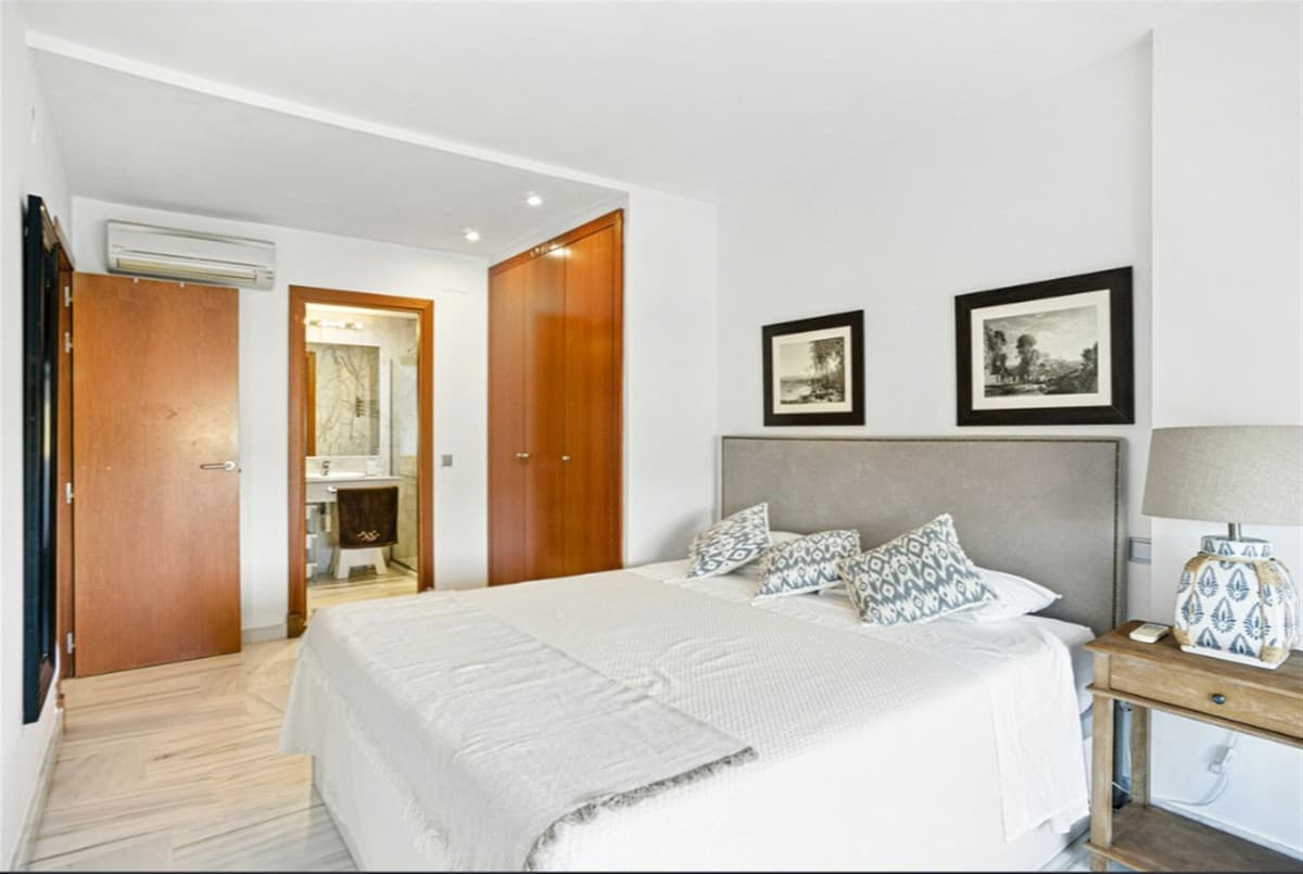 Penthouse Duplex in Benahavís — photo 10 of 10