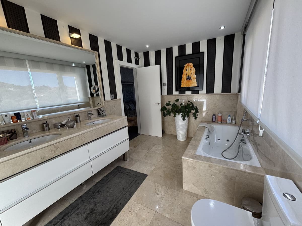 Detached Villa in La Cala Golf — photo 16 of 20