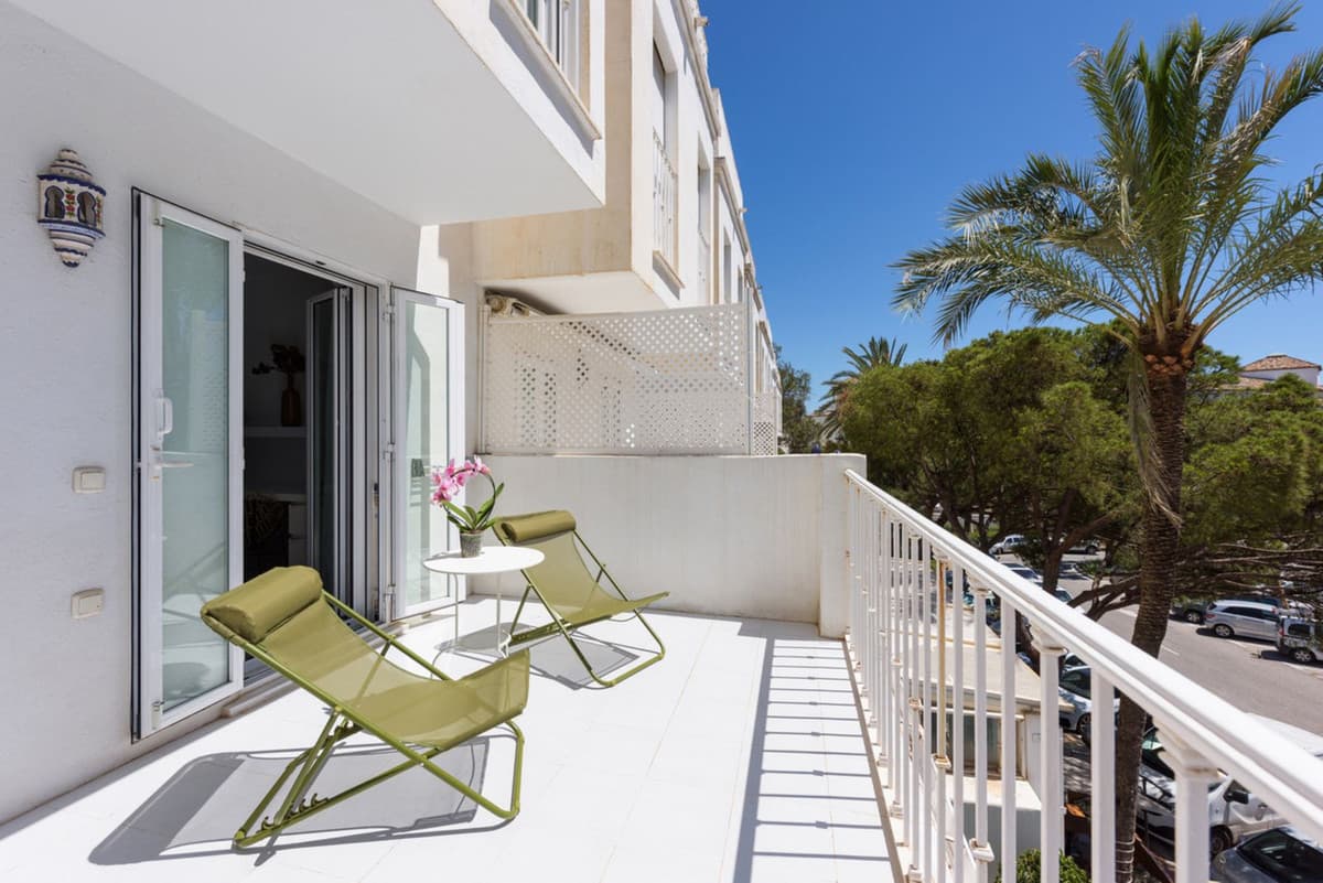 Townhouse in Nueva Andalucía — photo 10 of 10