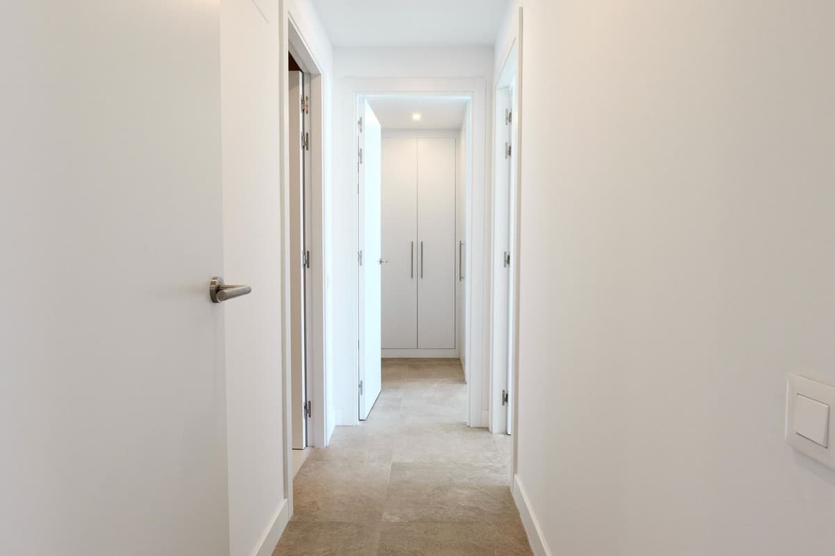 Middle Floor Apartment in Estepona — photo 10 of 10