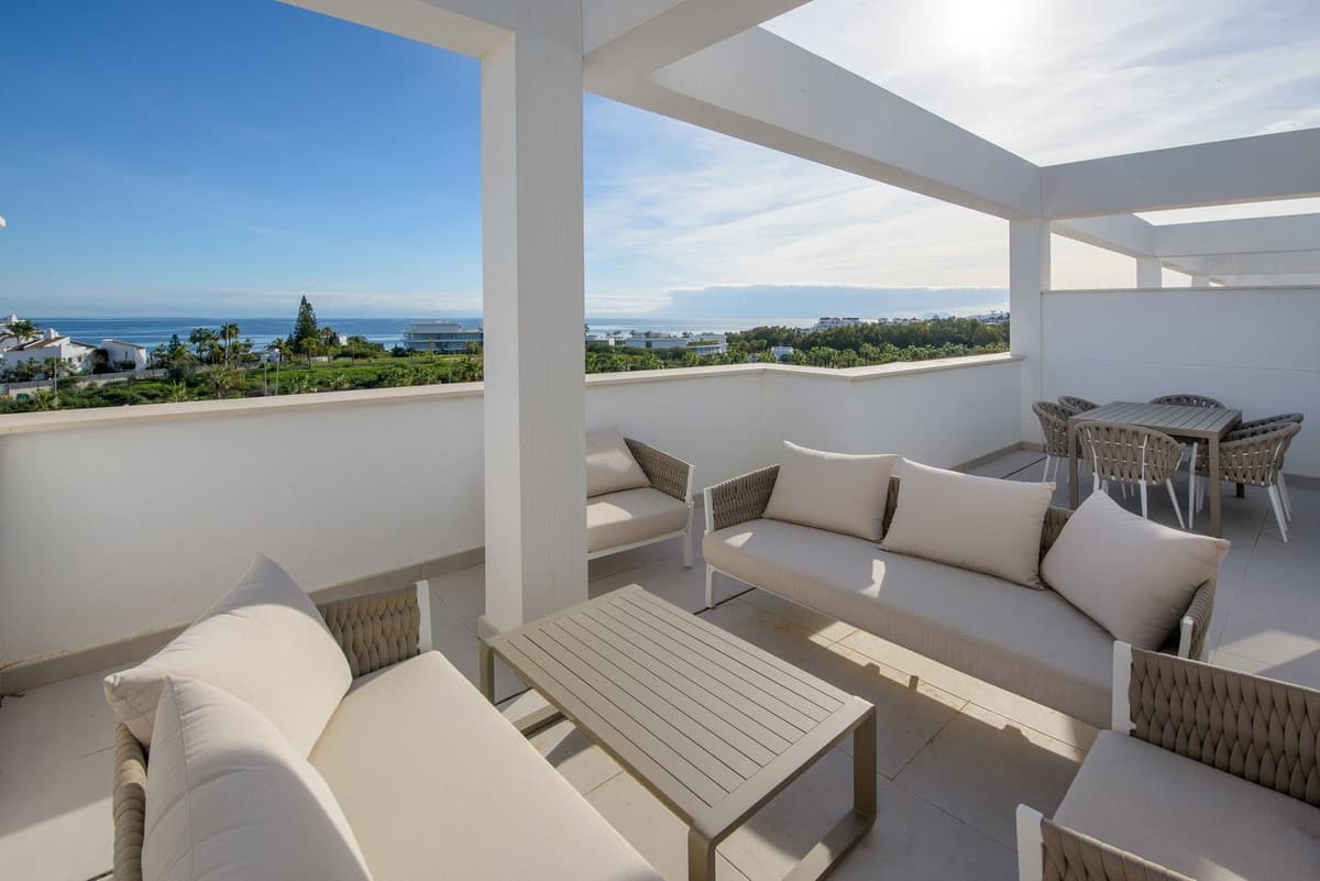 Penthouse in Estepona — photo 9 of 10