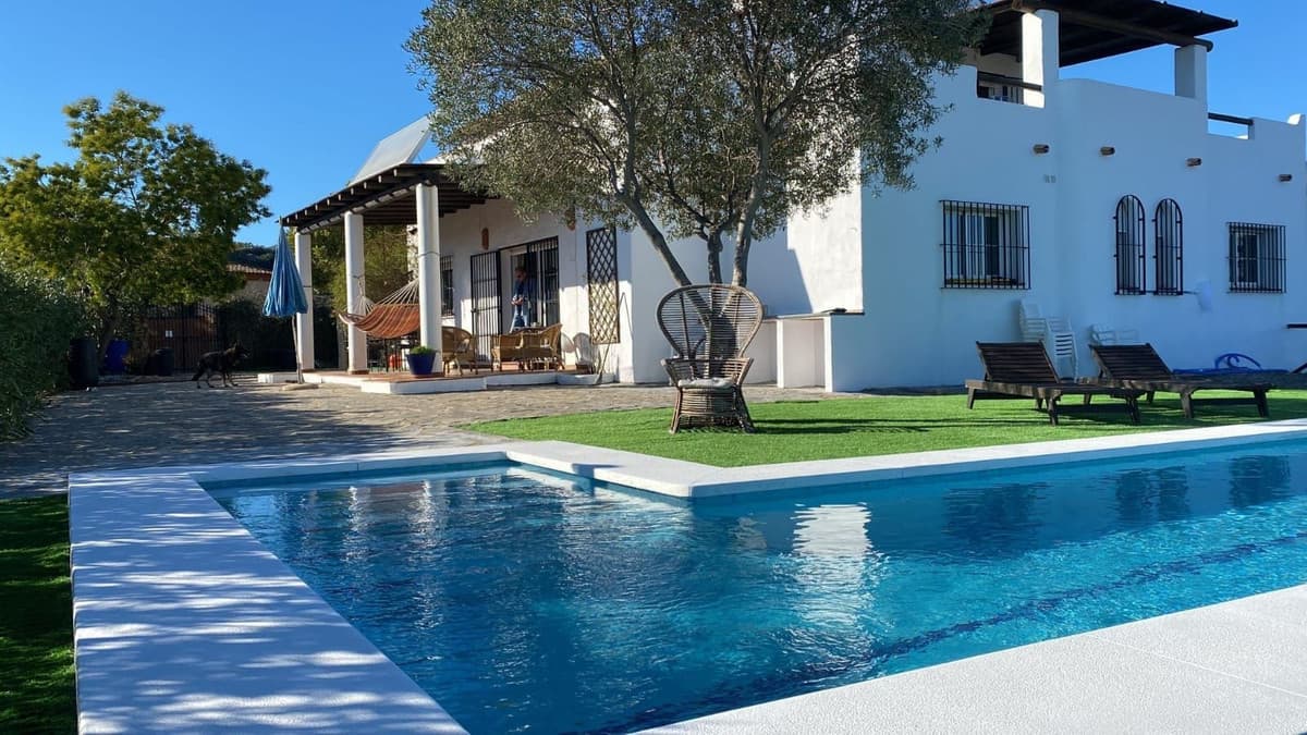 Cortijo in Estepona — photo 1 of 10
