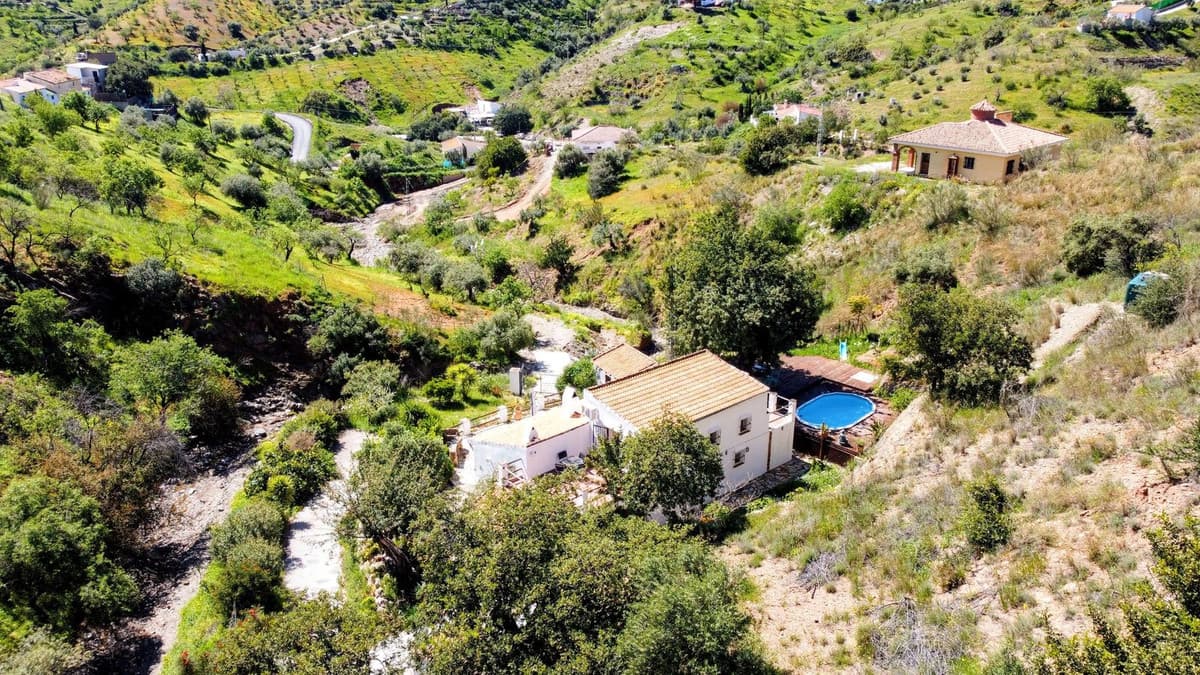 Cortijo in Almogía — photo 8 of 10
