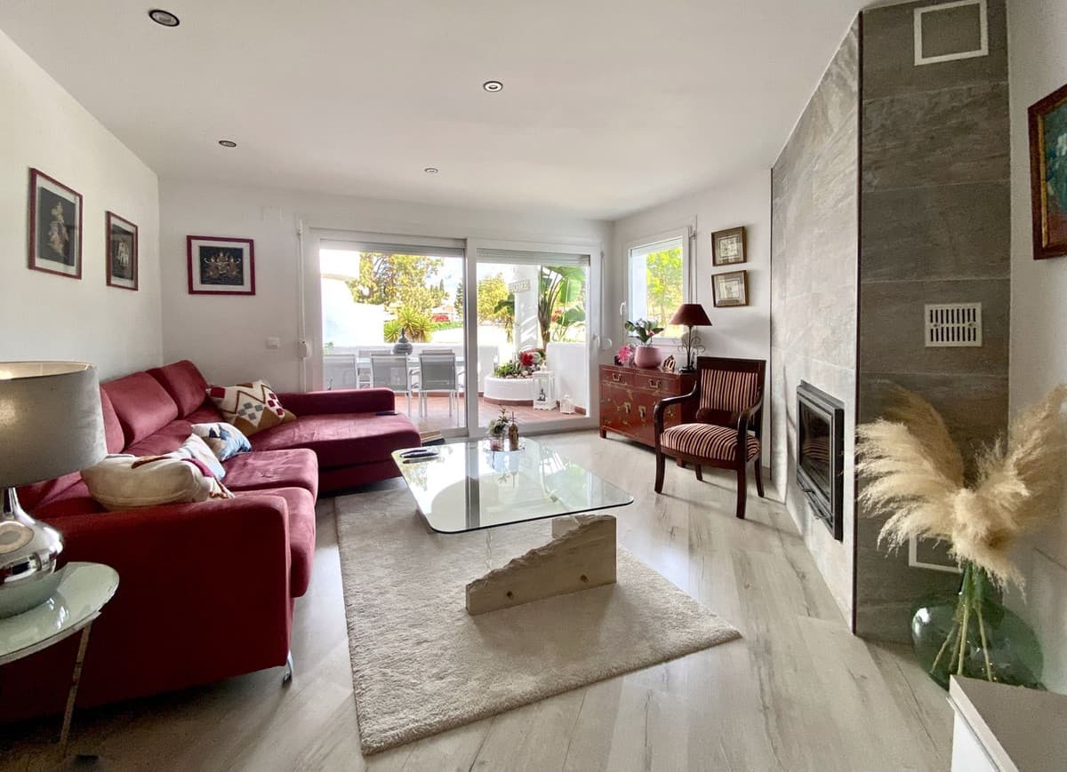 Middle Floor Apartment in Mijas Golf — photo 5 of 10