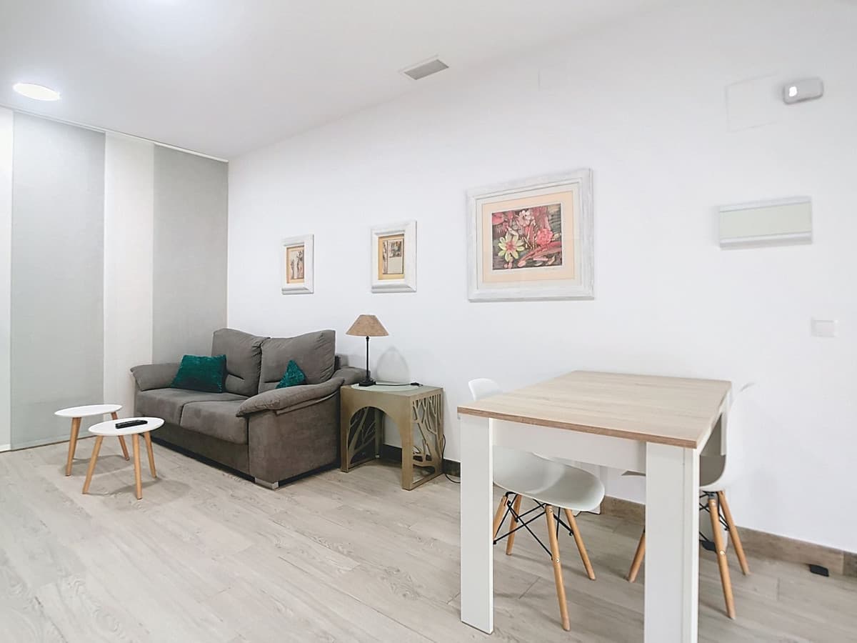 Ground Floor Apartment in Málaga Centro — photo 1 of 10