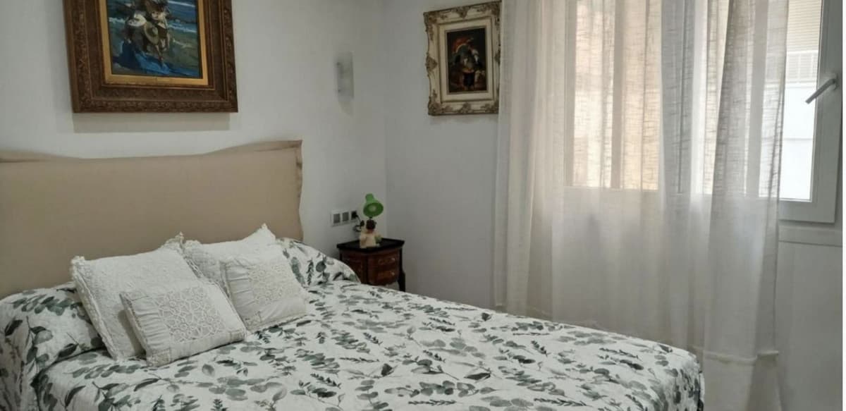 Middle Floor Apartment in Marbella — photo 8 of 10