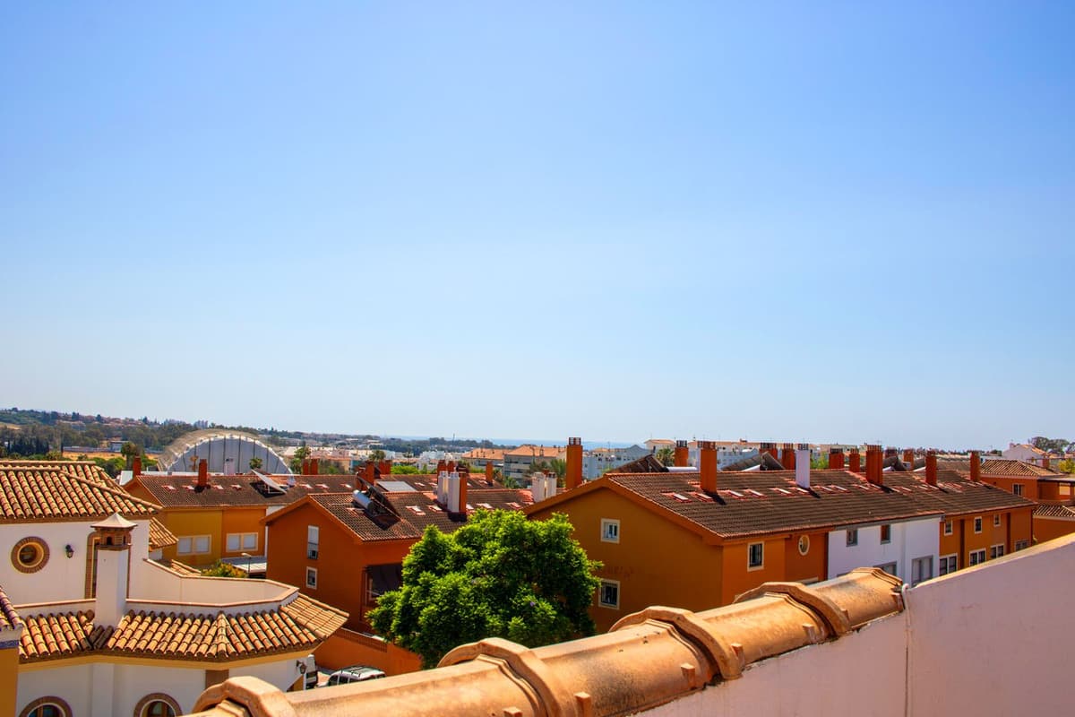 Penthouse Duplex in San Pedro de Alcántara — photo 2 of 10