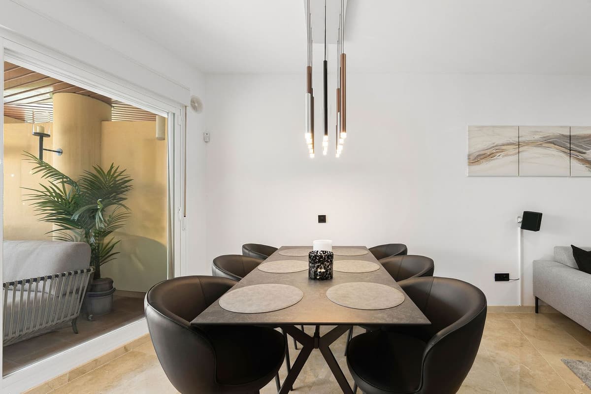 Middle Floor Apartment in Torreblanca — photo 4 of 10