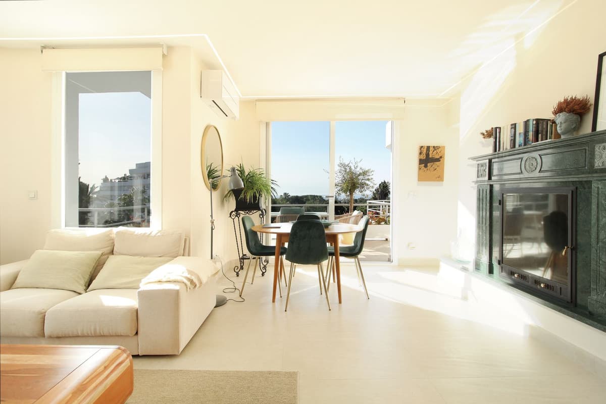 Middle Floor Apartment in Guadalmina Alta — photo 10 of 10