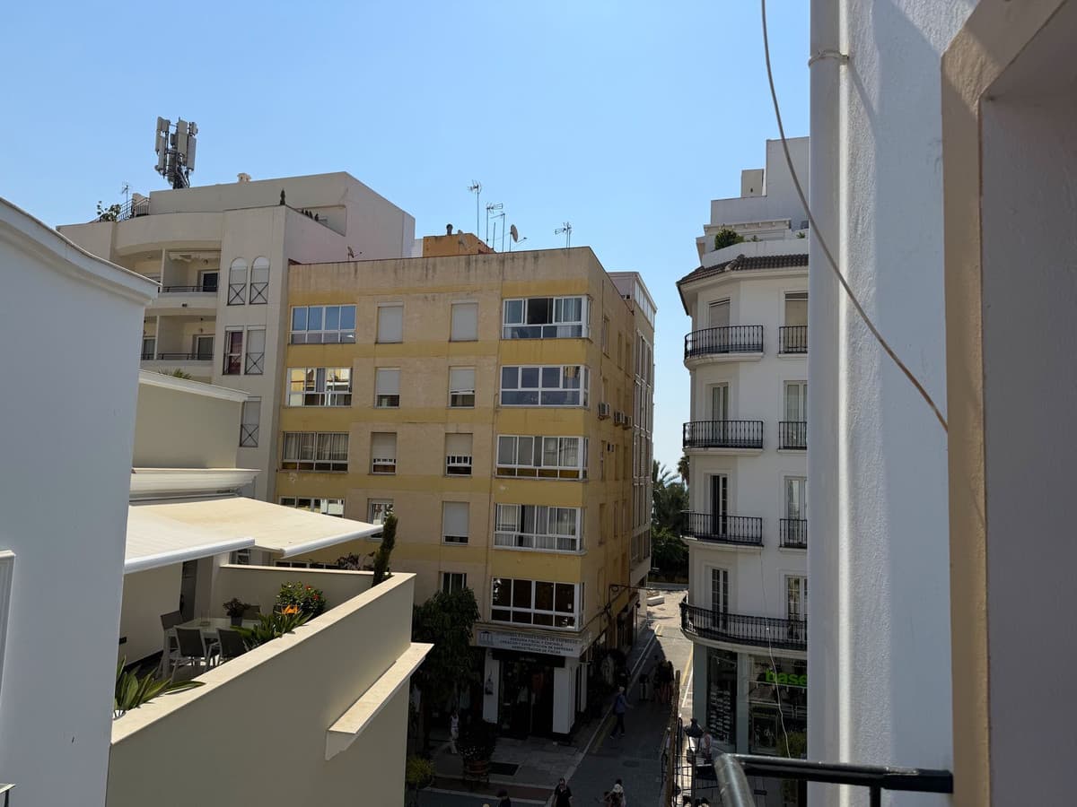 Top Floor Apartment in Estepona — photo 9 of 10