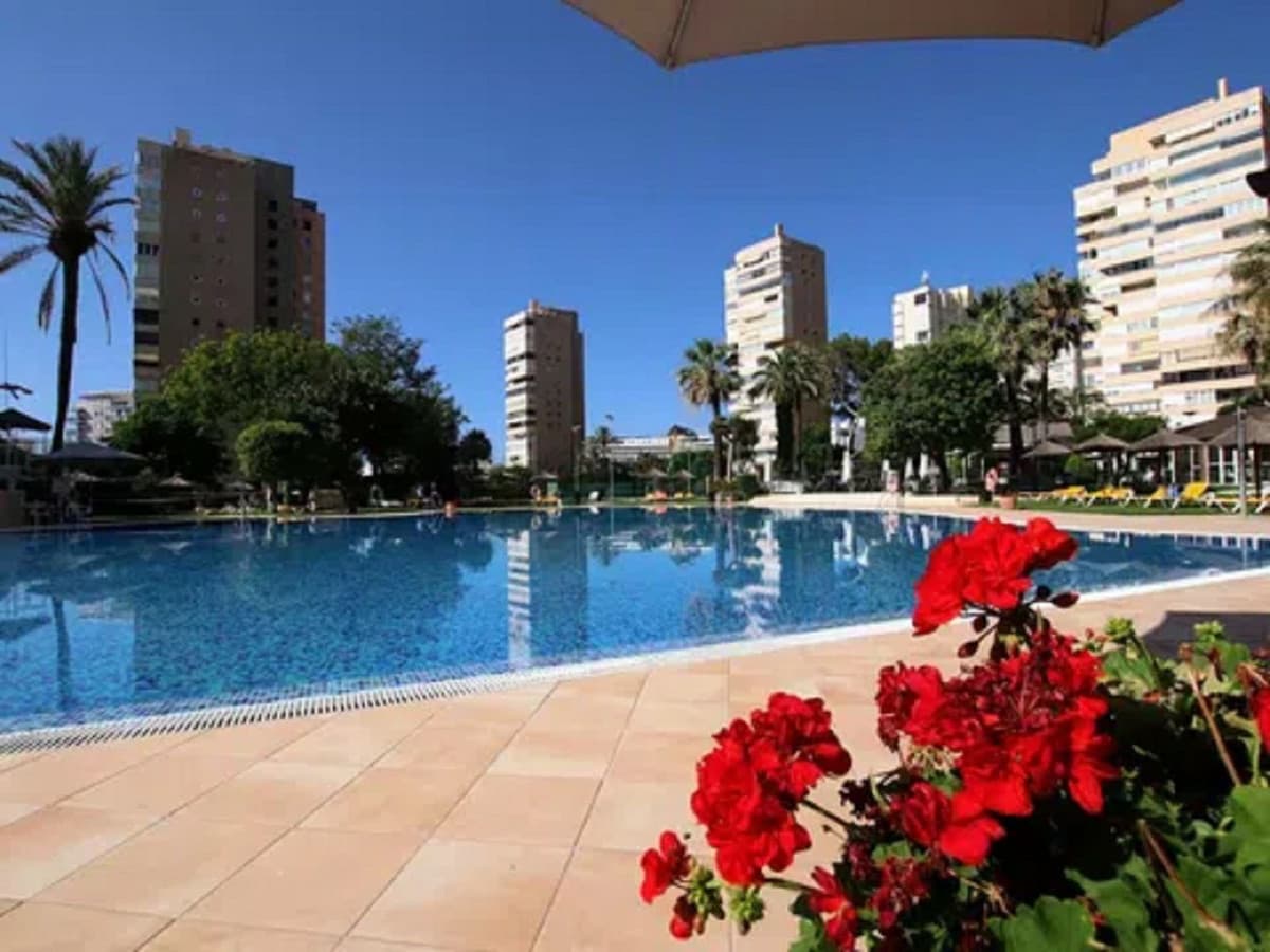 Middle Floor Apartment in Torremolinos — photo 1 of 10
