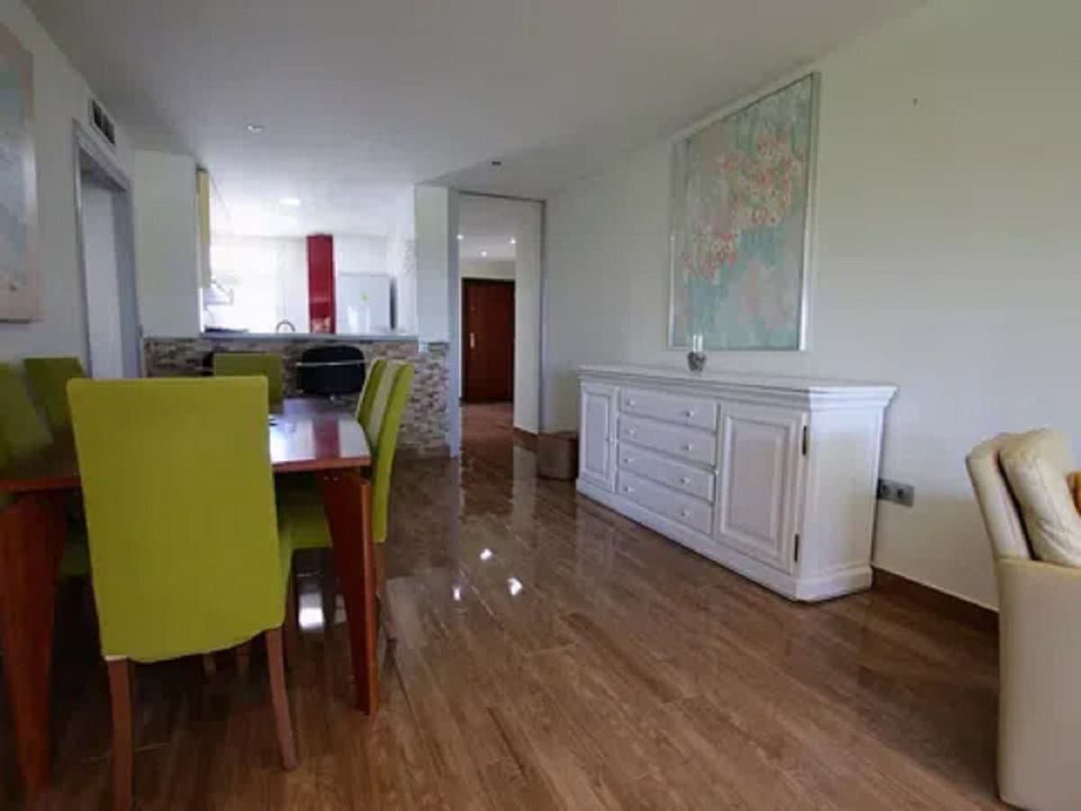 Middle Floor Apartment in Torremolinos — photo 10 of 10