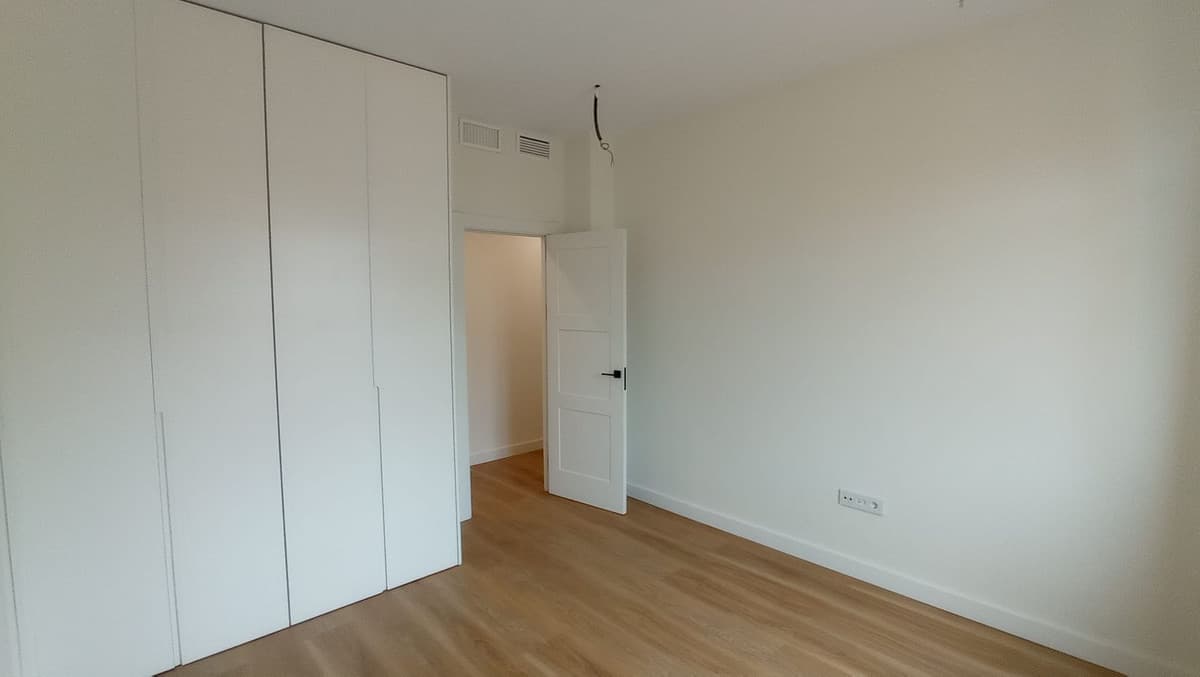 Middle Floor Apartment in Málaga Centro — photo 9 of 10