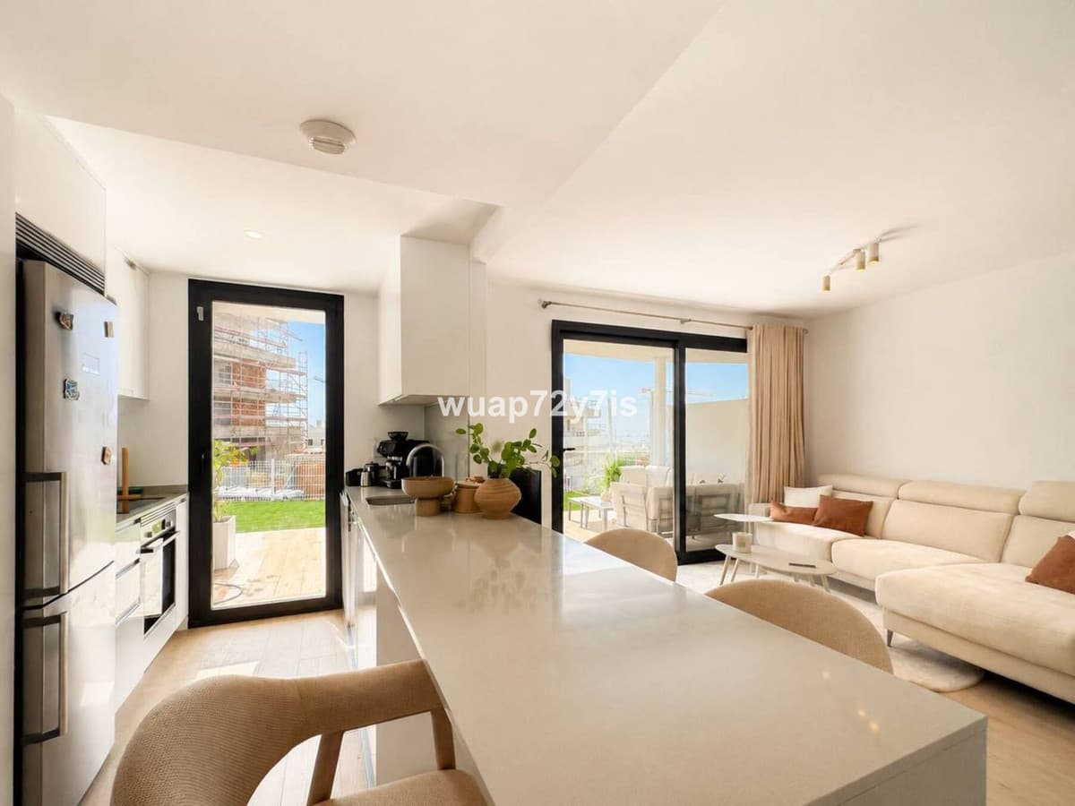 Ground Floor Apartment in Estepona — photo 5 of 10