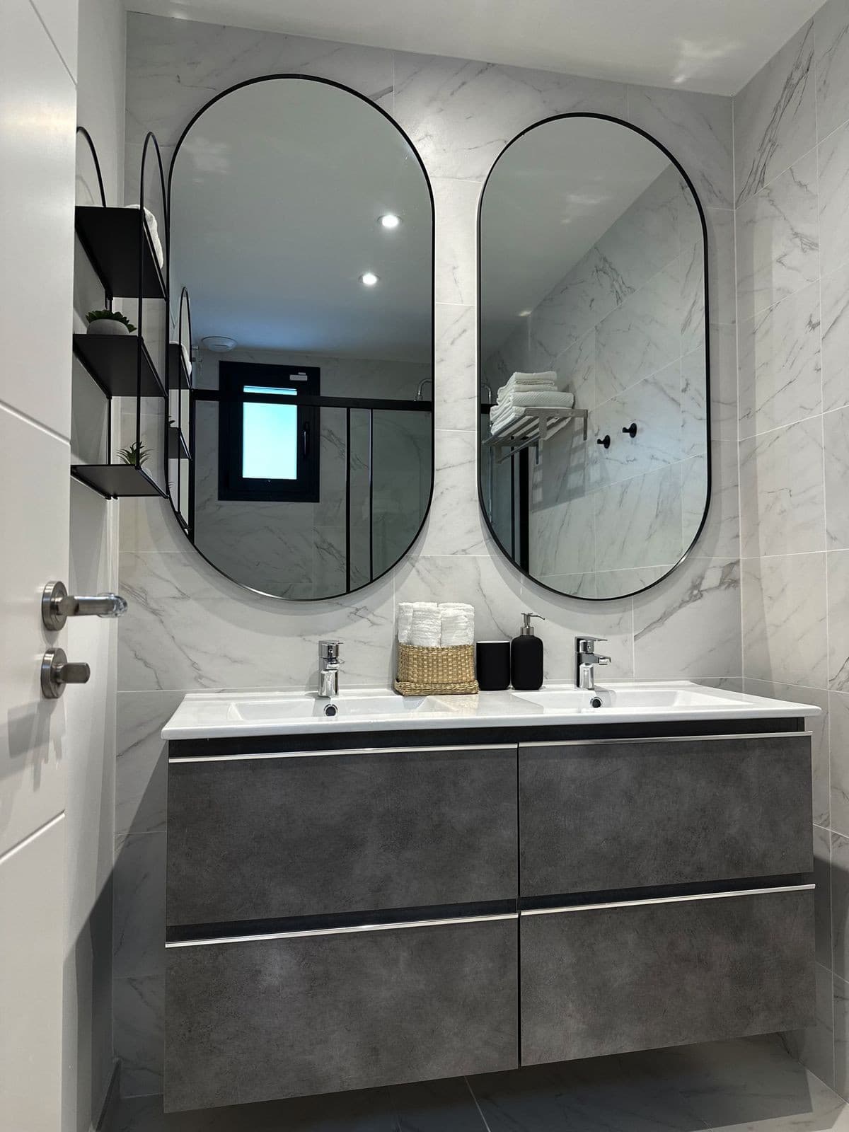 Ground Floor Apartment in Estepona — photo 8 of 10