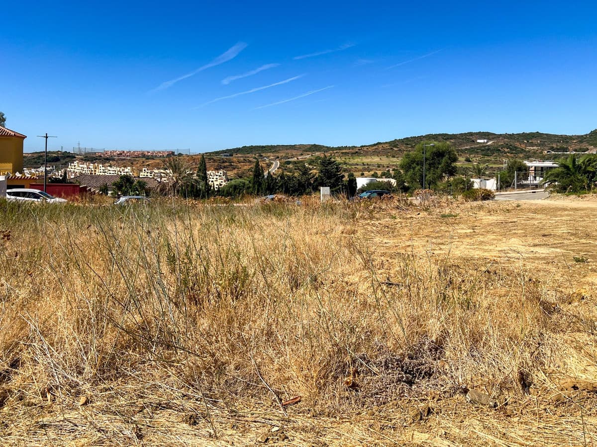 Residential Plot in Estepona — photo 3 of 5