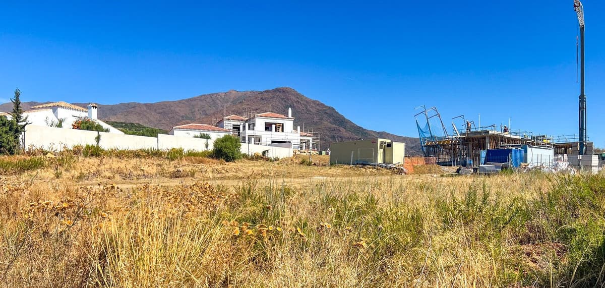 Residential Plot in Estepona — photo 5 of 5