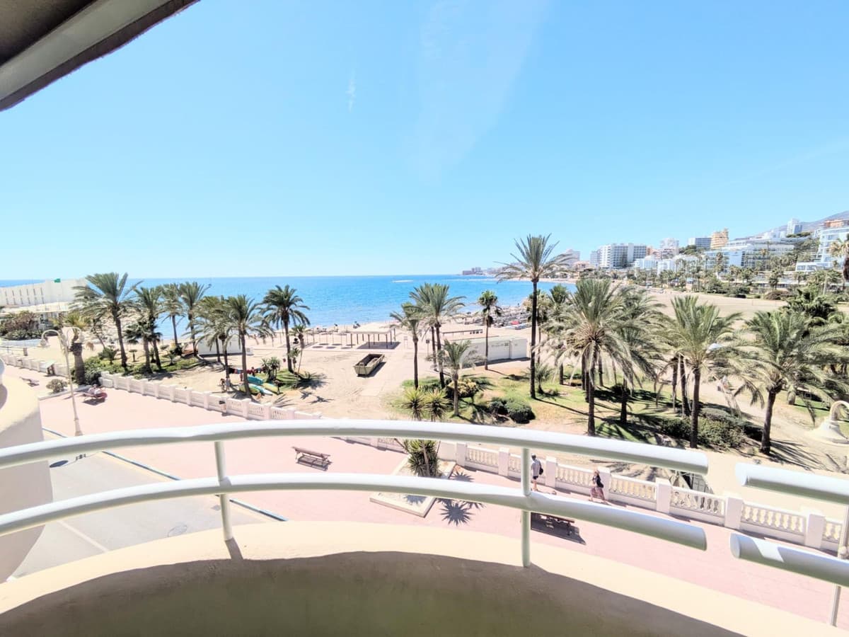 Penthouse in Benalmadena — photo 1 of 10