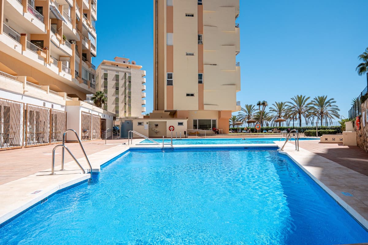 Middle Floor Apartment in Marbella — photo 6 of 10