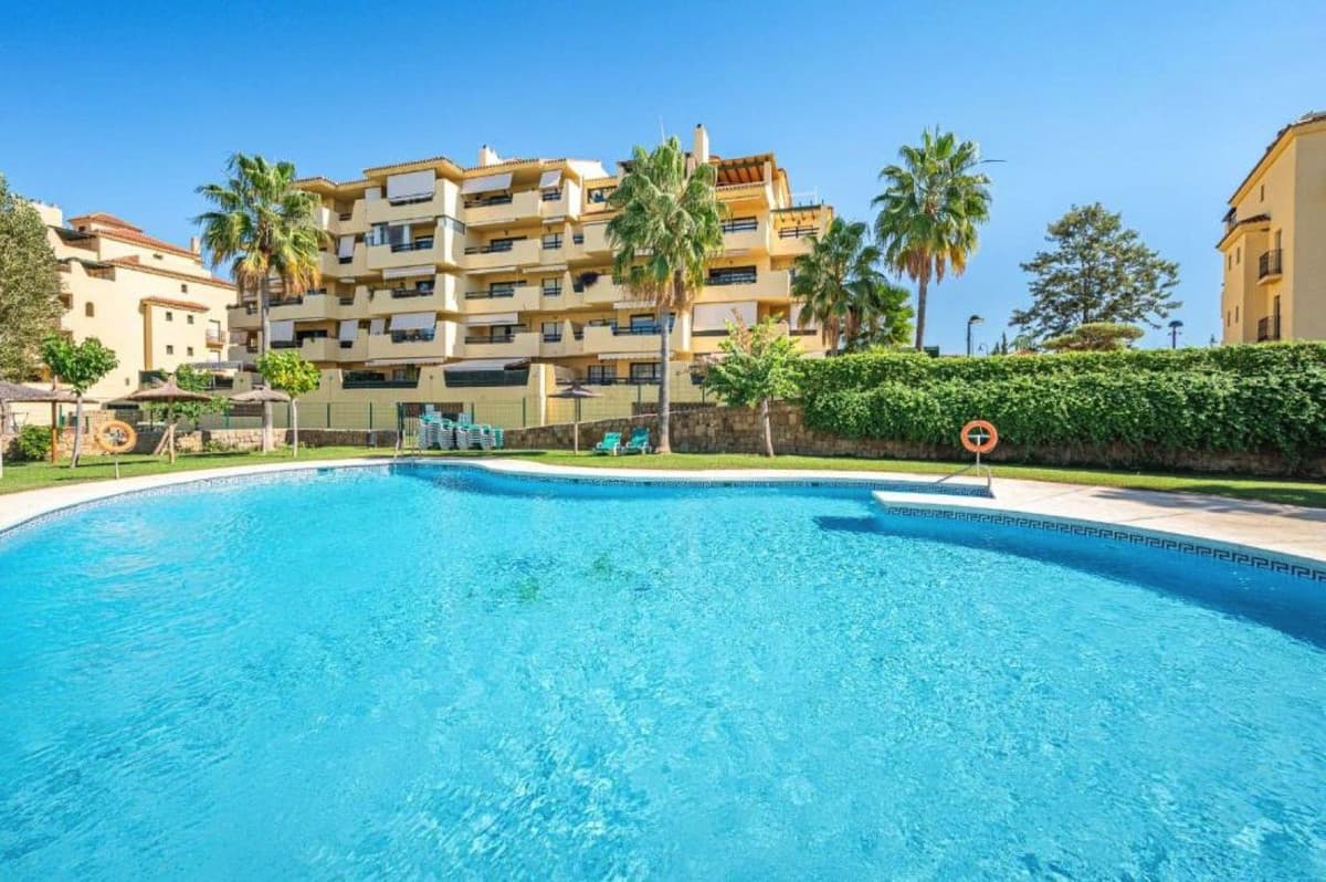 Ground Floor Apartment in Estepona — photo 1 of 10