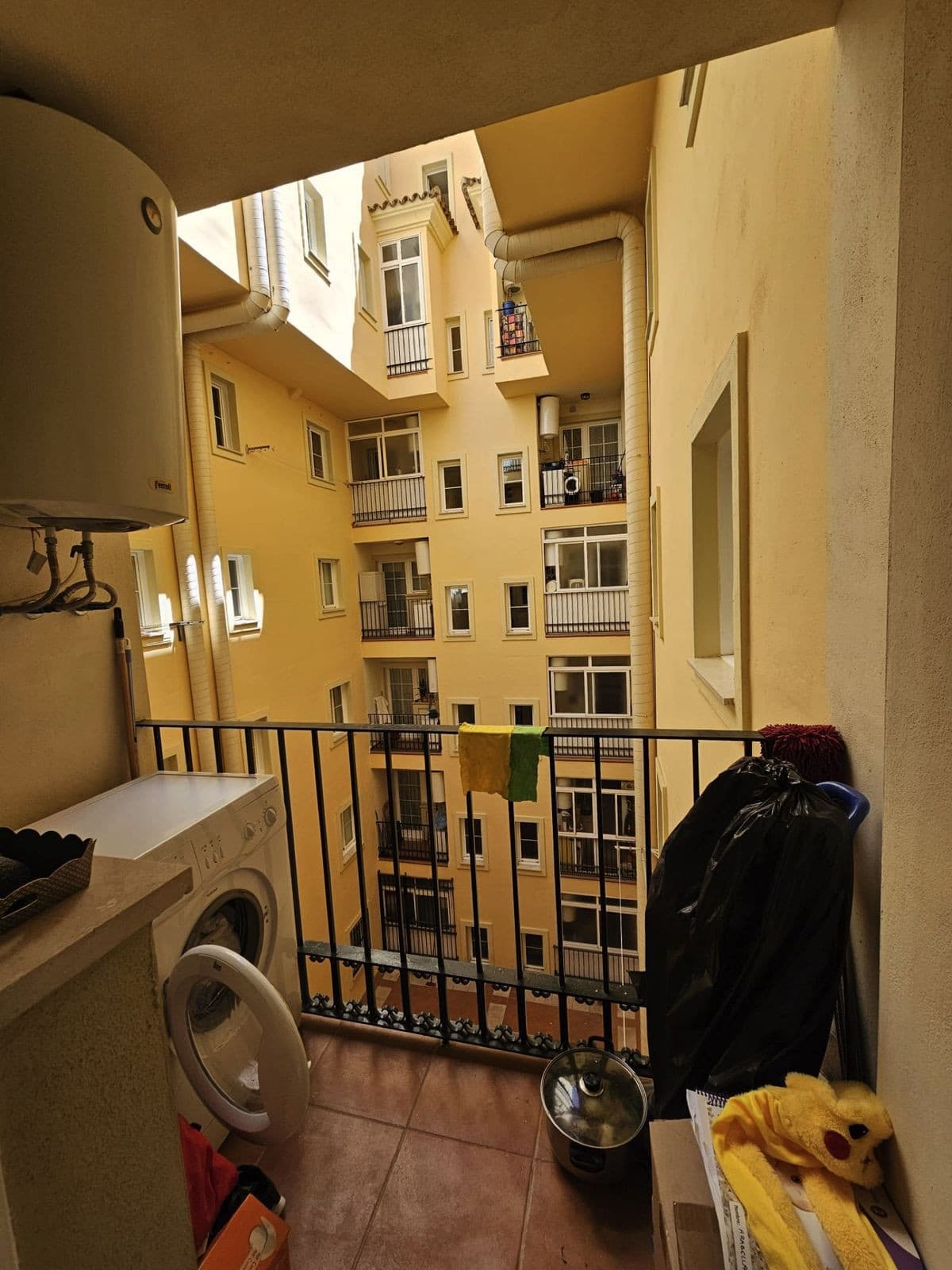 Middle Floor Apartment in Estepona — photo 4 of 10