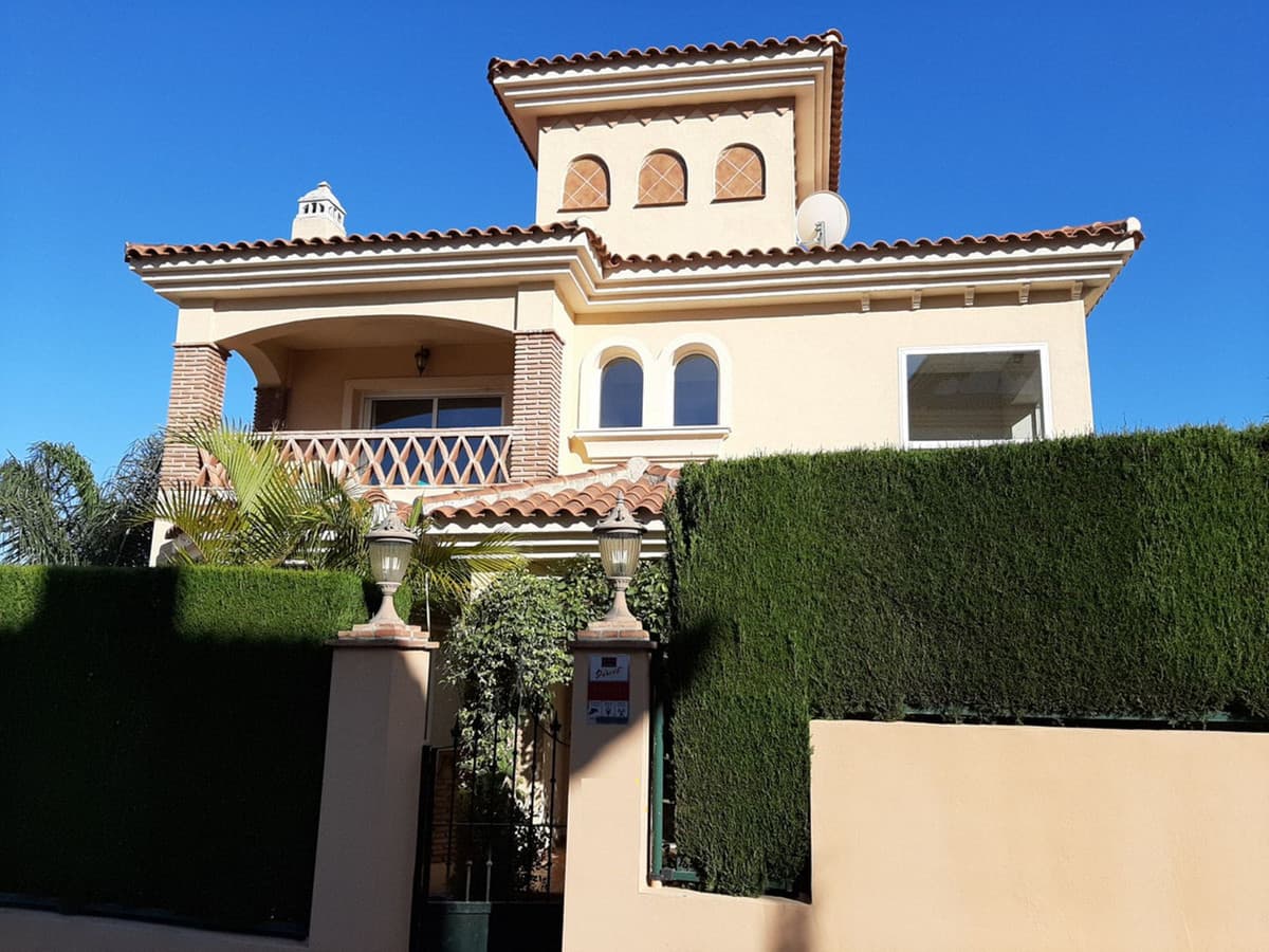 Detached Villa in Riviera del Sol — photo 9 of 10