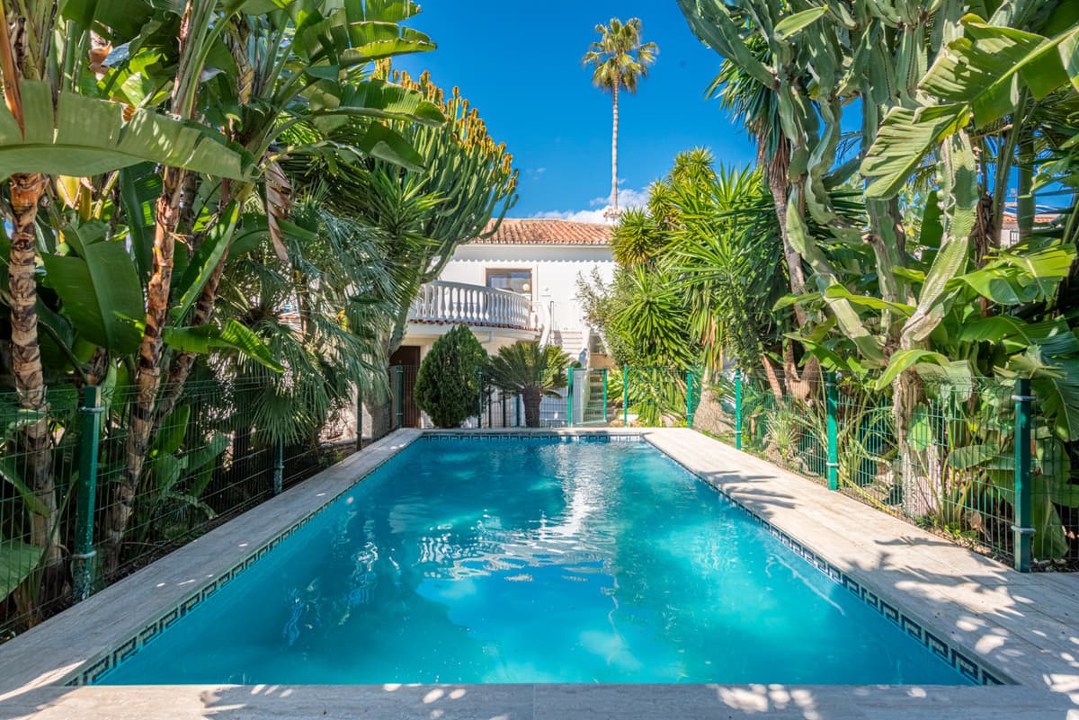 Detached Villa in Marbella — photo 4 of 10