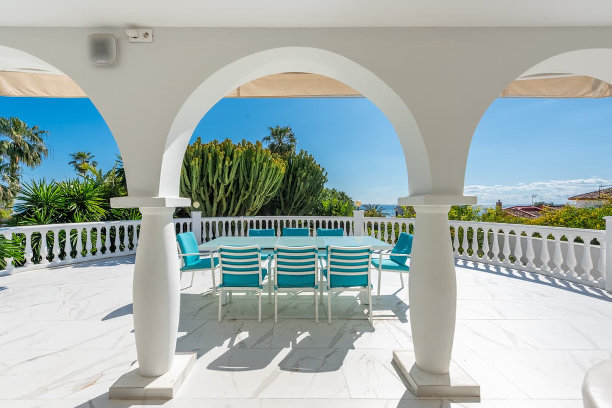 Detached Villa in Marbella — photo 8 of 10