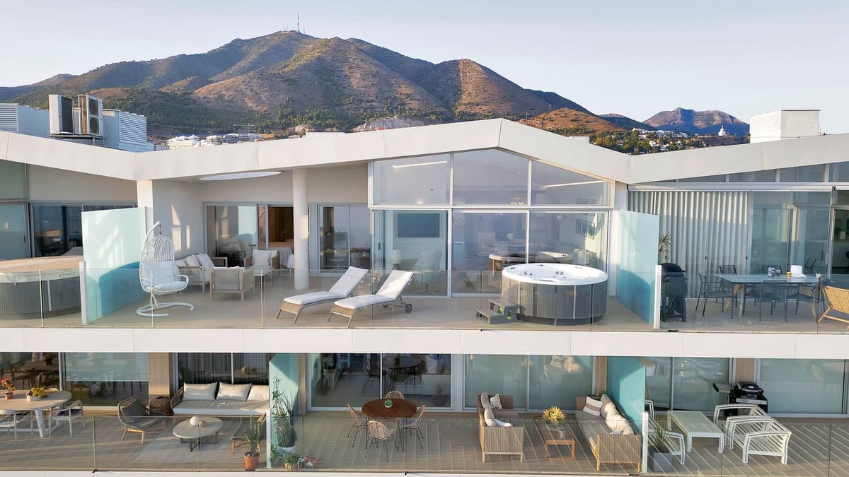 Penthouse in Fuengirola — photo 1 of 10