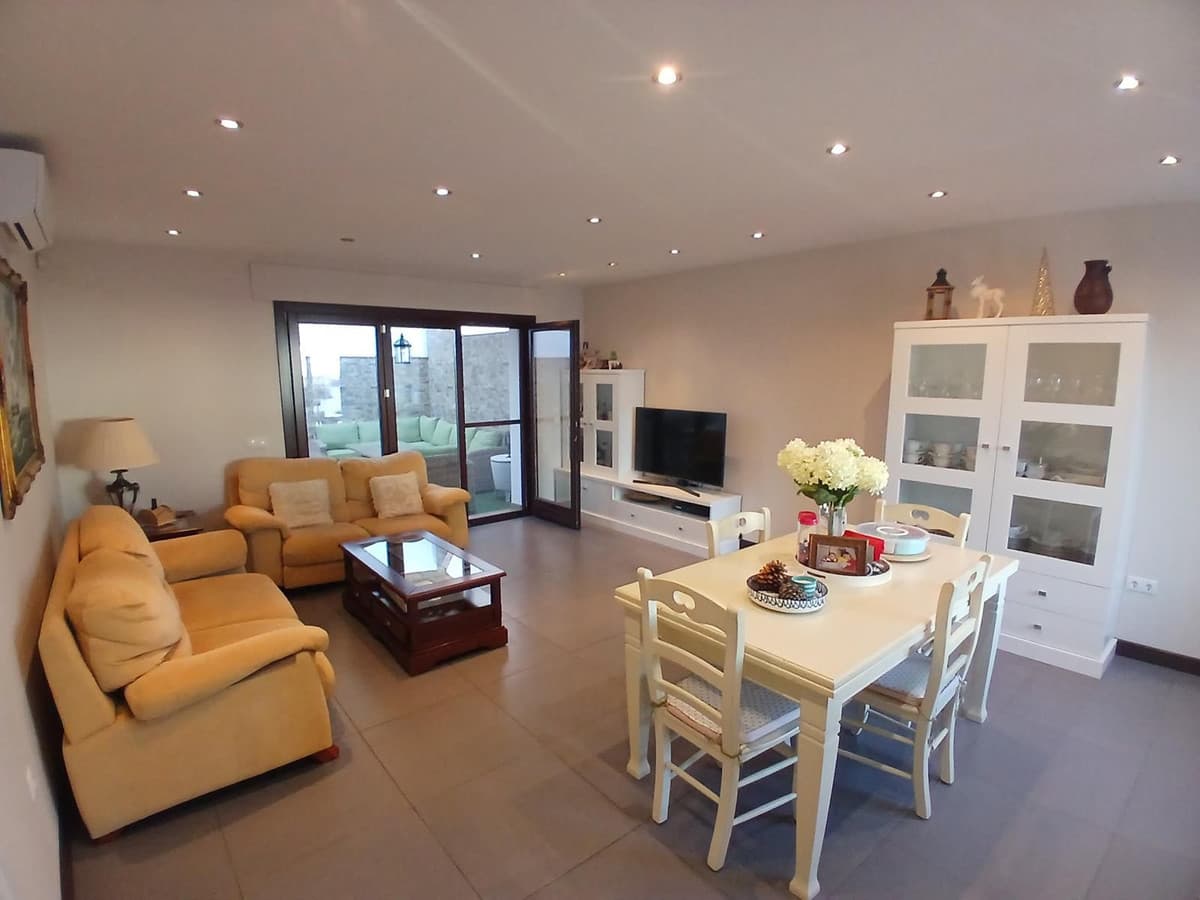 Detached Villa in Los Pacos — photo 4 of 10